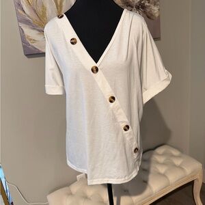 White Diagonal Button-Accent Women's Short Sleeve Top size 3XL